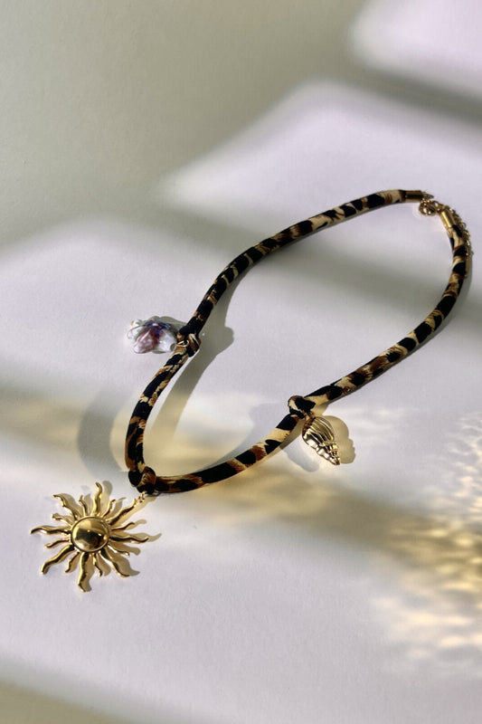 Collier HUGO